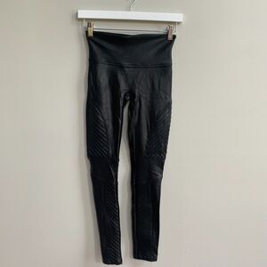 SPANX Moto Faux Leather Leggings Women's Small Black Sexy Biker Shaping Stretch